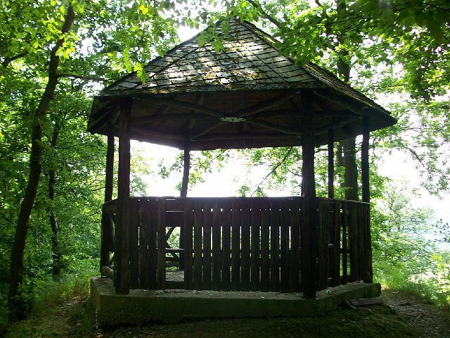 210.jpg