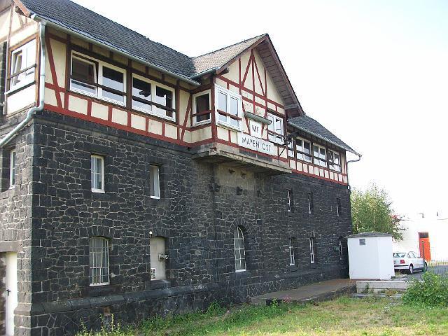 070.jpg