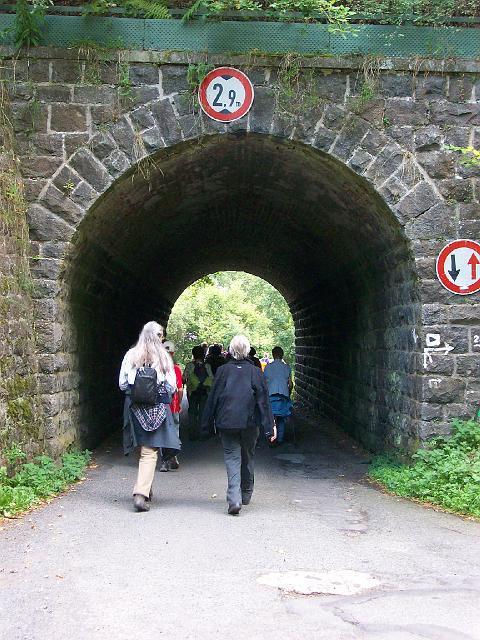 085.jpg